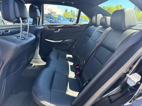 Used 2014 Mercedes-Benz E 350 4MATIC Sedan image 14