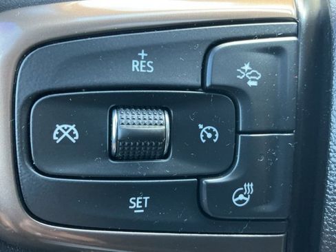 Used 2019 Chevrolet Silverado 1500 High Country w/ Technology Package image 14