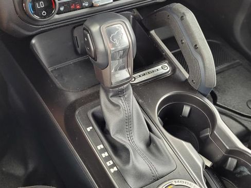 Used 2025 Ford Bronco Badlands AWD/4WD image 23