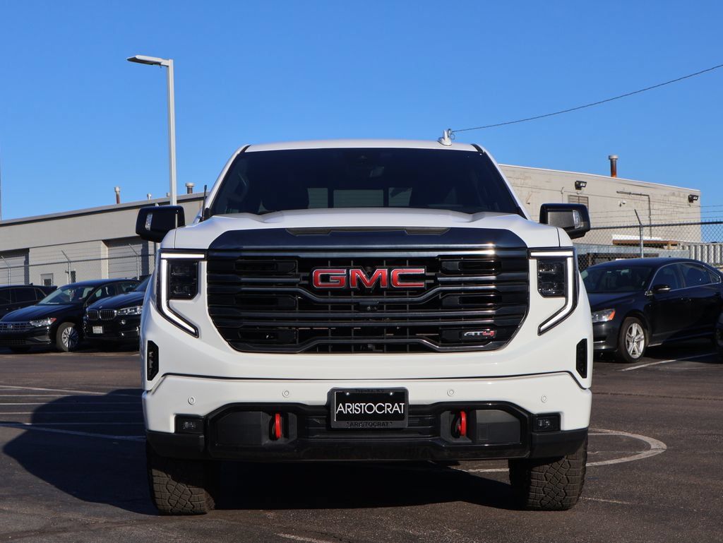 Used 2023 GMC Sierra 1500 AT4 w/ AT4 Premium Package AWD/4WD image 2
