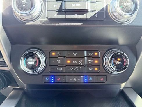 Used 2020 Ford F250 Platinum AWD/4WD image 16