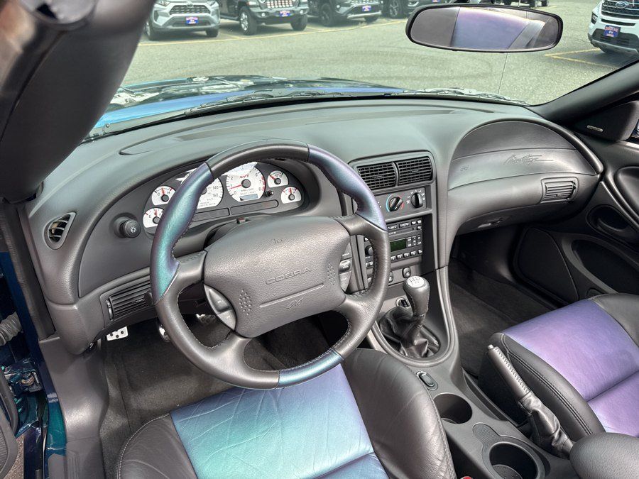 Used 2004 Ford Mustang Cobra RWD image 30