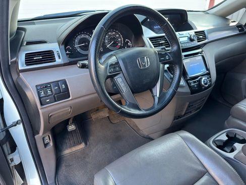 Used 2014 Honda Odyssey EX-L image 3