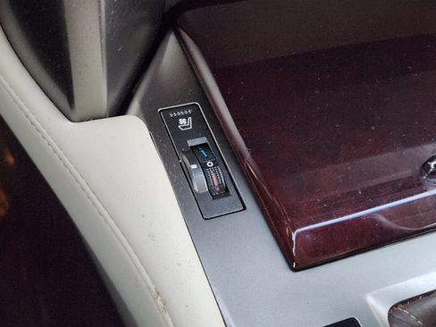 Used 2015 Lexus GX 460 image 21