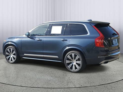 Used 2021 Volvo XC90 T6 Inscription w/ Protection Package Premier image 7