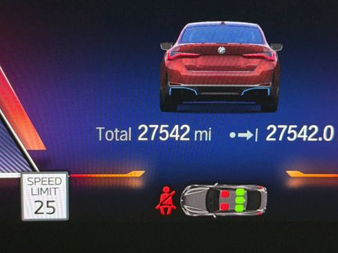 Used 2023 BMW i4 eDrive35 RWD image 25