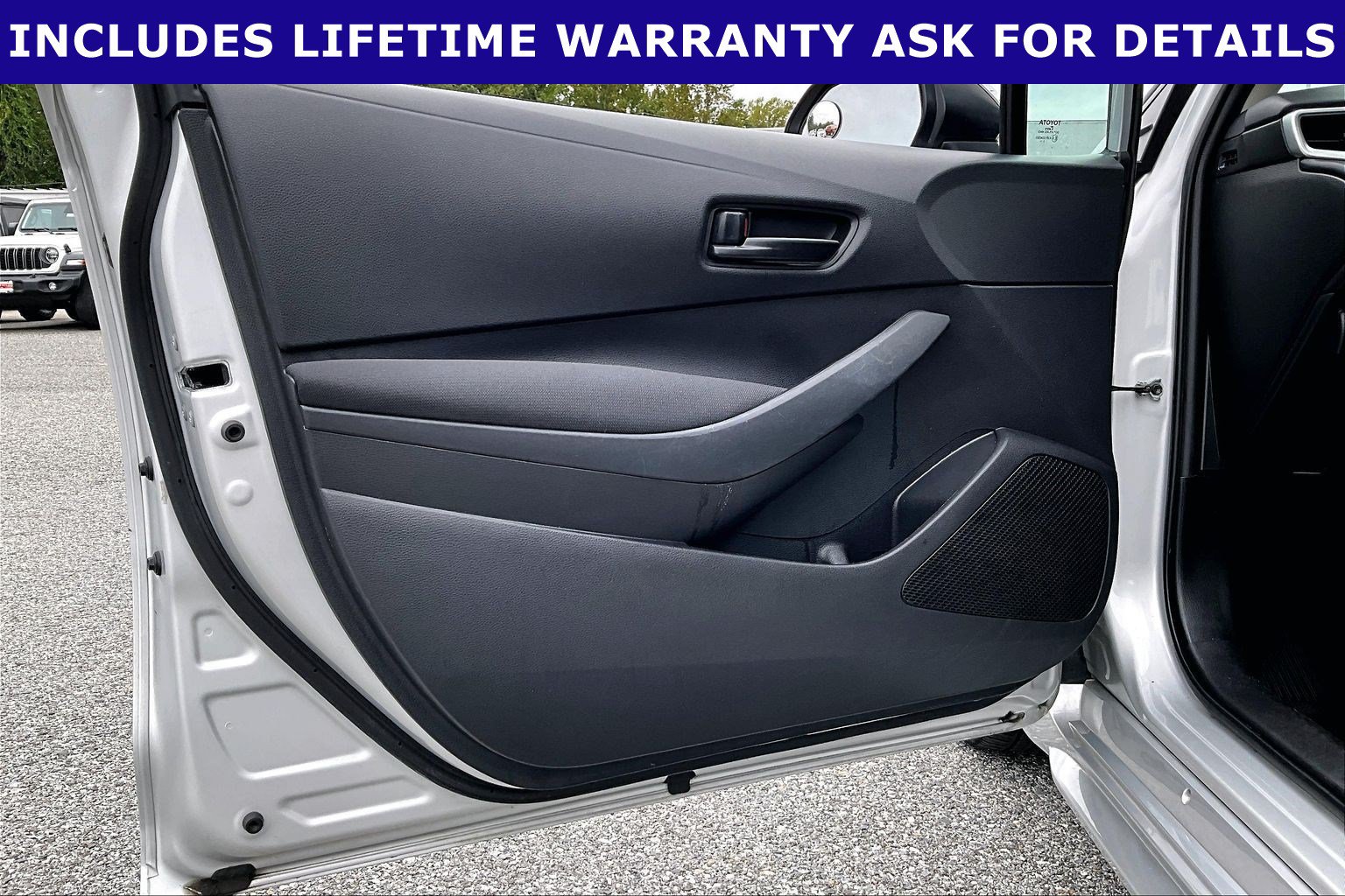 Used 2024 Toyota Corolla LE FWD image 19