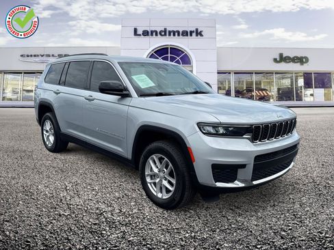 Used 2024 Jeep Grand Cherokee L Laredo w/ Luxury Tech Group I AWD/4WD image 1