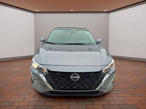 Used 2024 Nissan Sentra SV FWD image 8