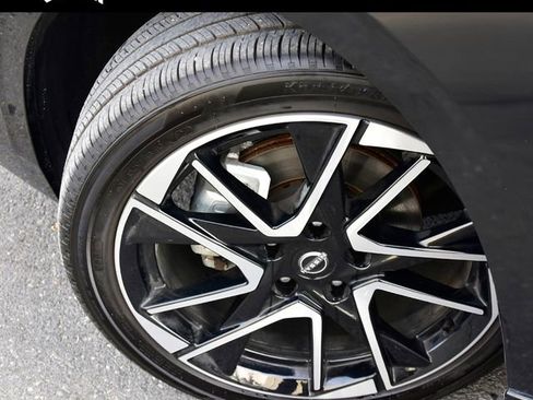 Used 2025 Nissan Sentra SR image 29