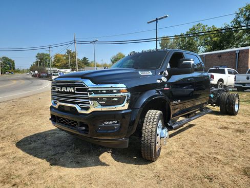 New 2026 RAM 5500 Laramie image 21