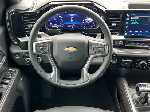 Certified 2025 Chevrolet Silverado 1500 LTZ image 14
