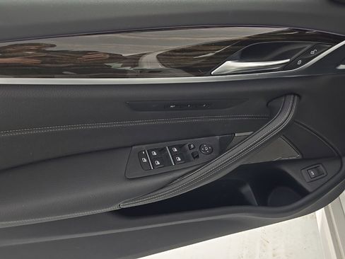 Used 2021 BMW 530i xDrive 530i xDrive w/ M Sport Package image 14