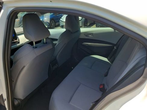 Used 2026 Toyota Corolla SE FWD image 8