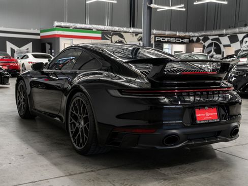 Used 2024 Porsche 911 Carrera T RWD image 6