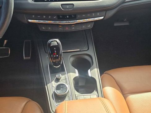 Used 2023 Cadillac XT4 Sport image 18