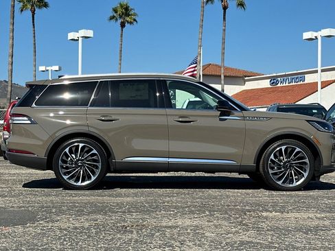 New 2025 Lincoln Aviator Reserve w/ Equipment Group 201A image 2