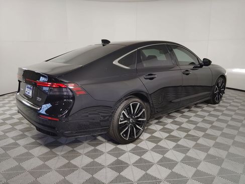 Certified 2025 Honda Accord Touring image 9