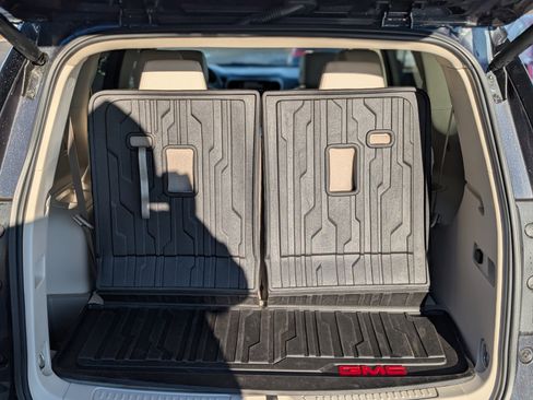 Used 2022 GMC Acadia Denali w/ Denali Ultimate Package image 48