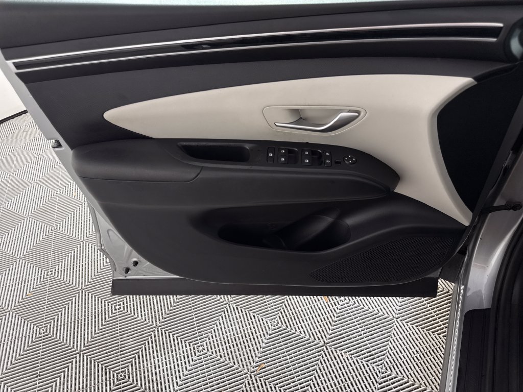 Used 2022 Hyundai Tucson SEL w/ Cargo Package FWD image 10