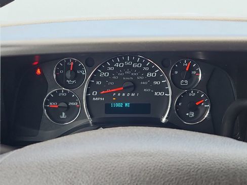 Certified 2024 GMC Savana 2500 w/ Driver Convenience Package RWD image 24