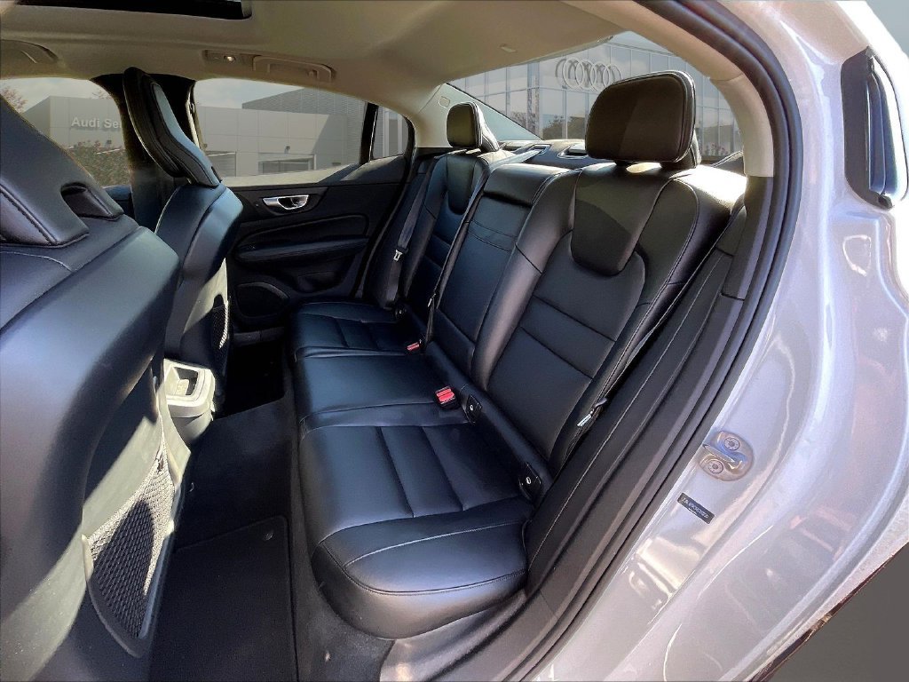 Used 2024 Volvo S60 B5 Core AWD/4WD image 24