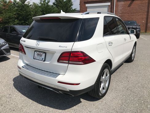 Used 2019 Mercedes-Benz GLE 400 4MATIC image 8