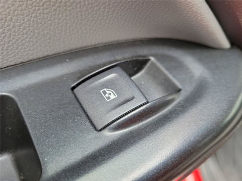 Used 2019 Chevrolet Colorado W/T w/ WT Convenience Package AWD/4WD image 14