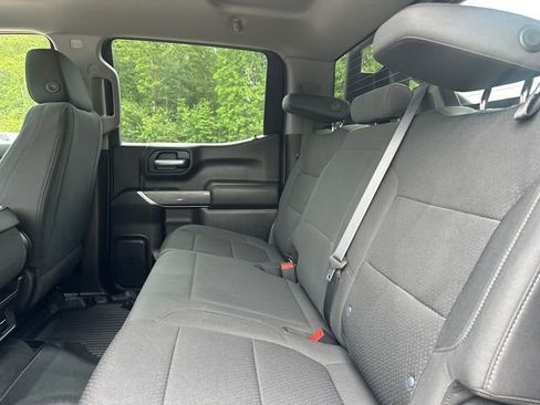 Used 2021 Chevrolet Silverado 1500 Custom Trail Boss w/ LPO, Dark Essentials Package AWD/4WD image 19