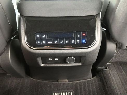 New 2026 INFINITI QX80 4WD image 32