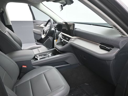 New 2025 Ford Explorer Active w/ Active Comfort Package image 24