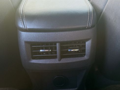 Used 2022 Cadillac CT4 V w/ LPO, ONYX Package image 21