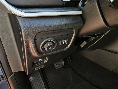 New 2026 Jeep Grand Cherokee L Limited RWD image 13