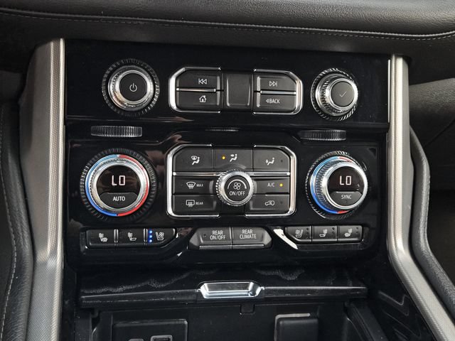 Used 2023 GMC Yukon Denali AWD/4WD image 19