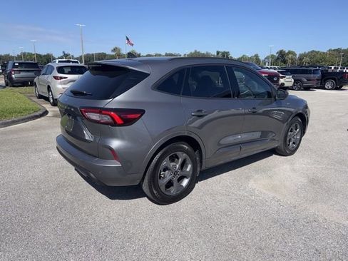 Used 2024 Ford Escape ST-Line w/ Tech Pack #1 FWD image 5