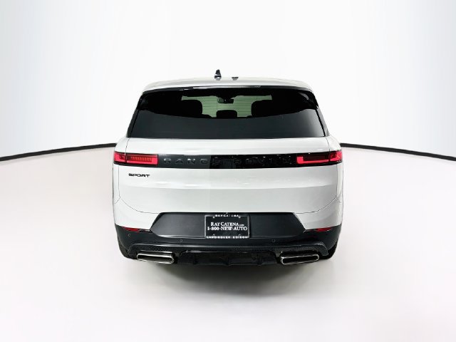 Used 2025 Land Rover Range Rover Sport SE AWD/4WD image 30