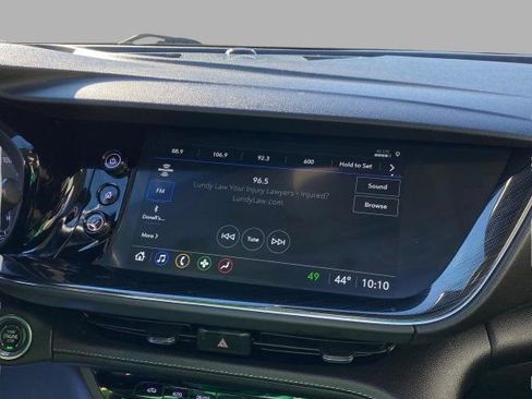 Used 2022 Buick Envision Essence w/ Sport Touring Package image 23