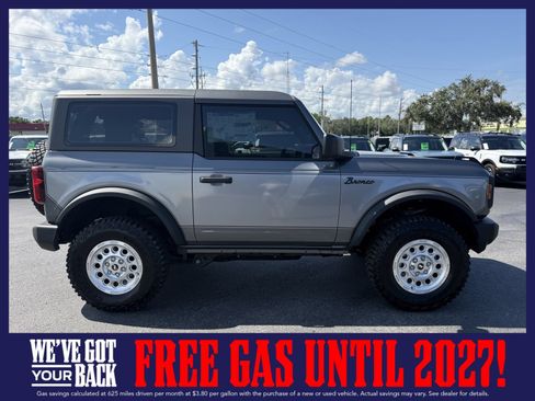 New 2026 Ford Bronco 2-Door AWD/4WD image 3