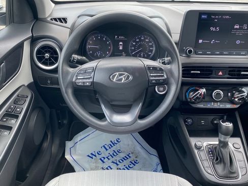 Used 2023 Hyundai Kona SEL FWD image 10