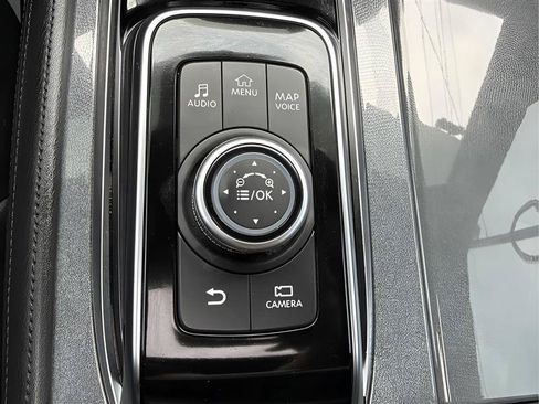 Used 2022 Nissan Armada SL w/ Midnight Edition Package RWD image 47