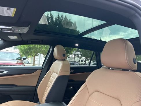 New 2026 Volkswagen Atlas Cross Sport SEL R-Line image 16