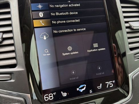 Used 2020 Volvo XC90 T5 Momentum w/ Protection Package Premier image 37