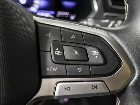 Used 2023 Volkswagen Tiguan SE image 28