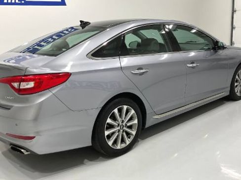 Used 2016 Hyundai Sonata Limited w/ Option Group 04 FWD image 23