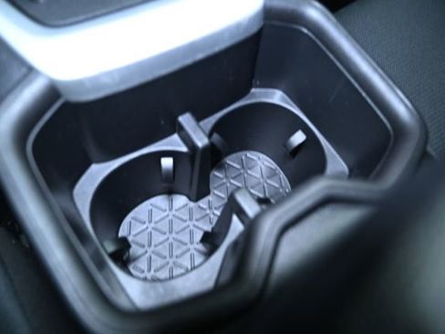 Used 2022 Toyota RAV4 LE image 26