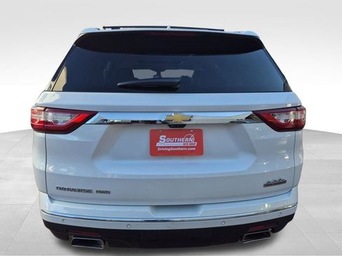 Used 2021 Chevrolet Traverse High Country image 5