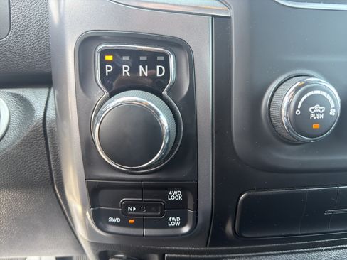 Used 2024 RAM 1500 Warlock AWD/4WD image 23