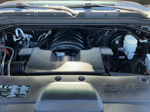 Used 2019 GMC Yukon XL Denali w/ Denali Ultimate Package RWD image 24