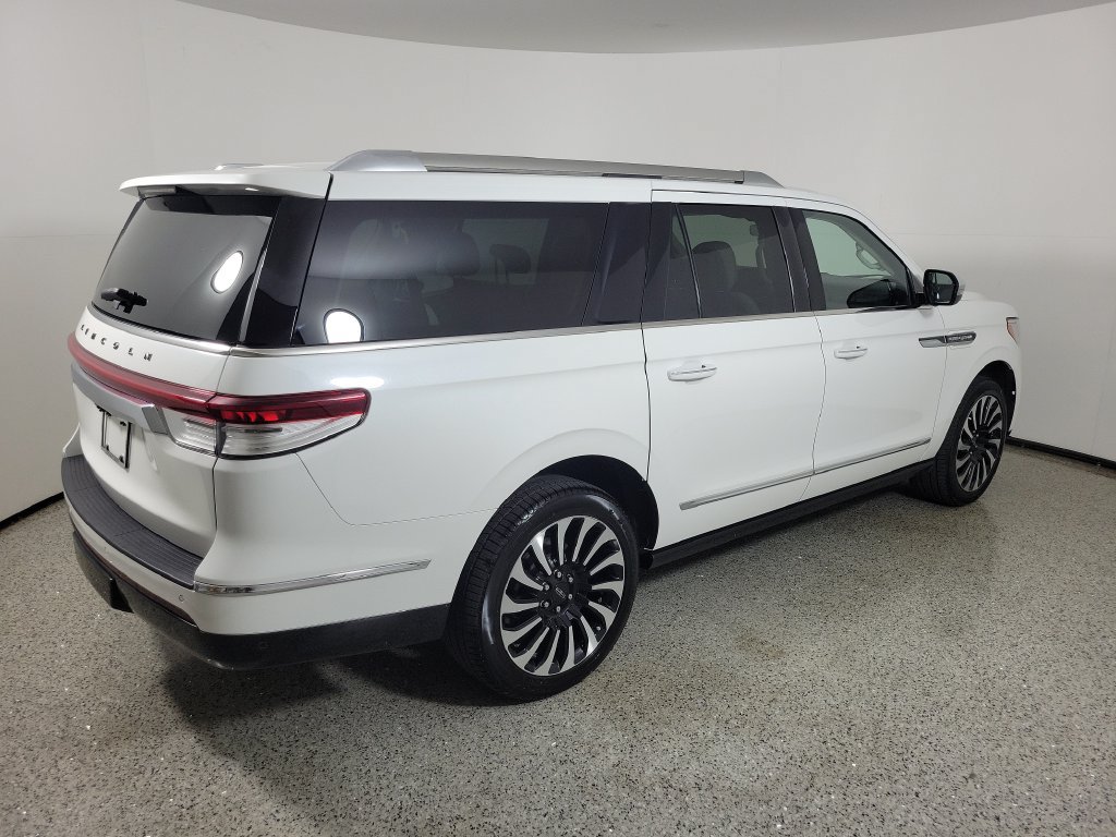 Certified 2023 Lincoln Navigator L Black Label AWD/4WD image 4