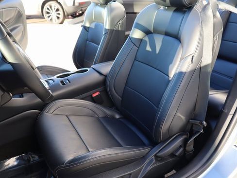 Used 2025 Ford Mustang Premium image 13